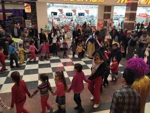 Melekler Kreşinde karne şenliği