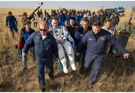 Soyuz Dünya'ya Döndü