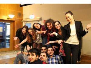 Bkm Artık Stockholm’de Güldürecek