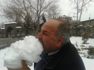 Anamaslı Mehmet karın tadına bakıyor