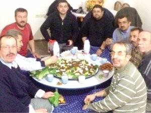 Anıt Taksi'de çiğ köfte ziyafeti