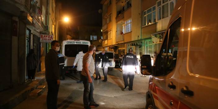 Konya'da cezaevinden çıkan zanlı eşini bıçaklayarak öldürdü