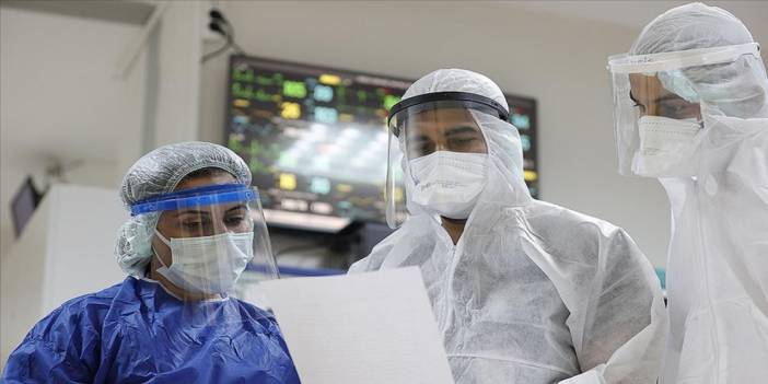 Türkiye'nin koronavirüsle mücadelesinde son 24 saatte yaşananlar