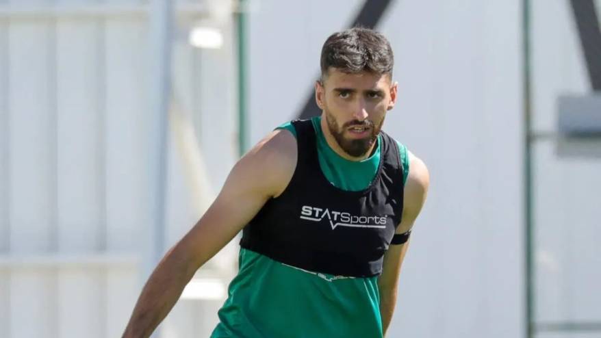 Mücahit İbrahimoğlu pahalıya mal oldu! Konyaspor'a FİFA'dan yasak geldi...
