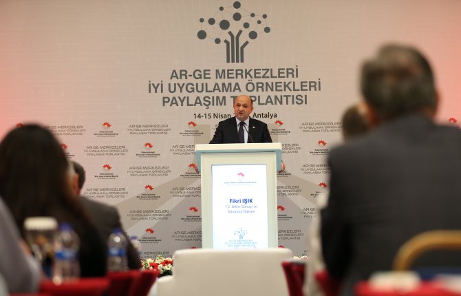 Bilim, Sanayi ve Teknoloji Bakanı Işık, Antalya'da