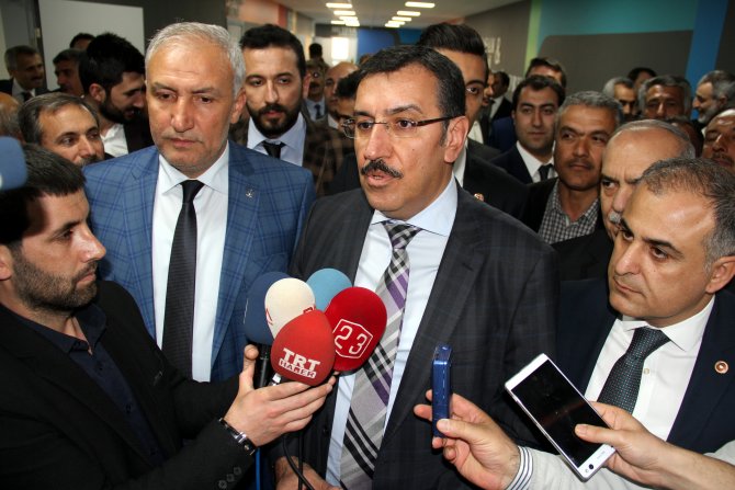 Gümrük ve Ticaret Bakanı Tüfenkci Elazığ'da