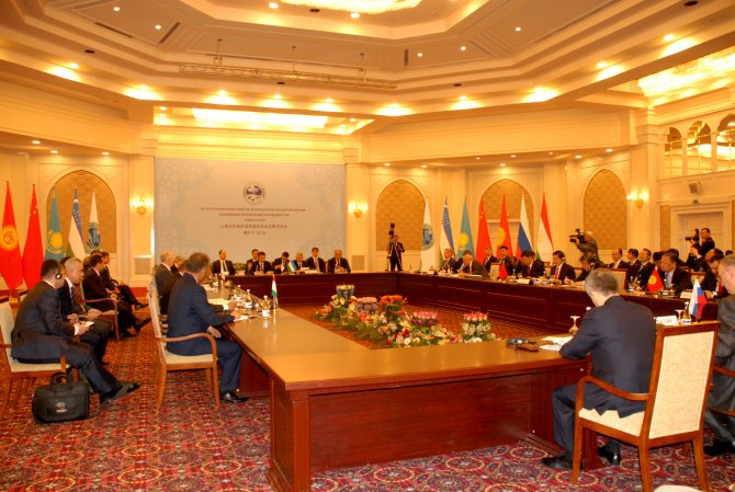Özbekistan'da ŞİÖ toplantısı