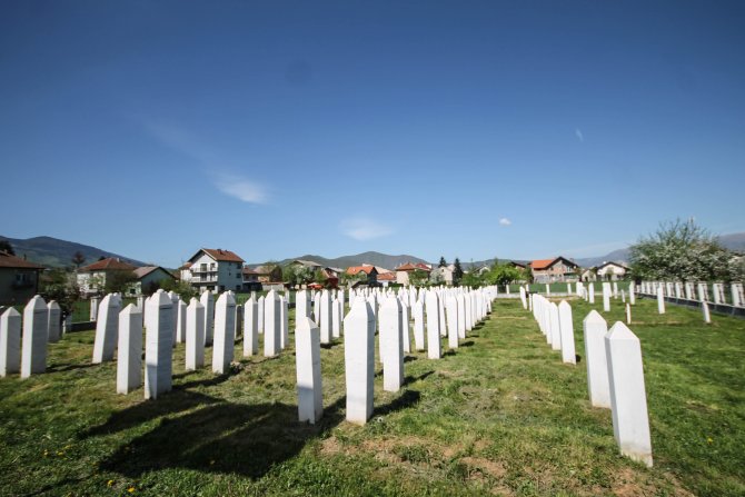 Bosna'daki Ahmiçi katliamının 23. yıl dönümü