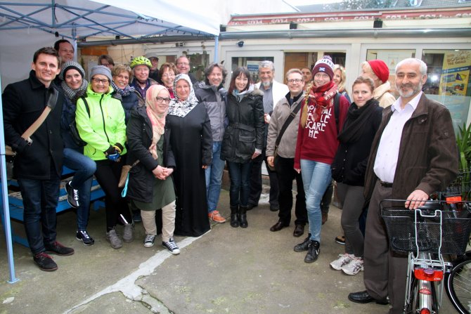 Almanlar İslamı tanımak için camileri ziyaret ediyor