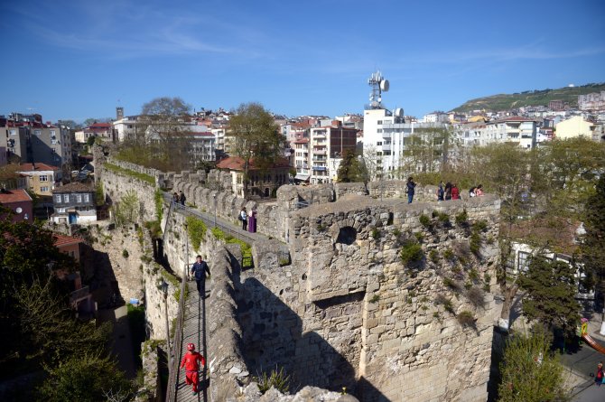 "Mutlu şehir Sinop" turistlere "mutluluk" vaat ediyor