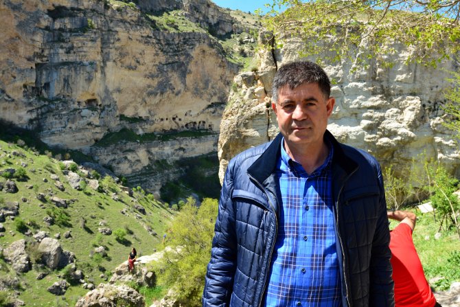 Tunceli'de teröre inat bahar gezisi