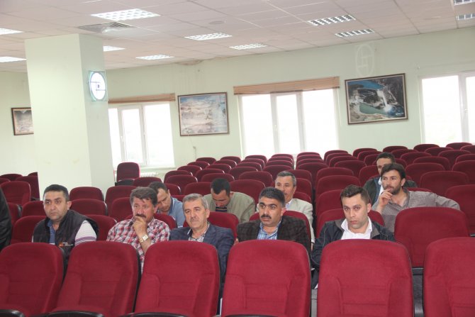 Suşehri'nde "İşbaşı Eğitim Programı" bilgilendirme toplantısı