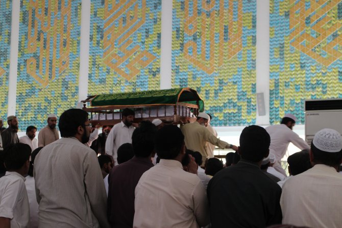 Pakistanlı alim Ensari'nin vefatı