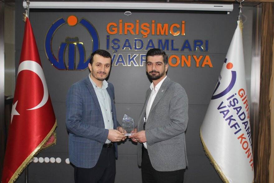 genc-giv-2.jpeg