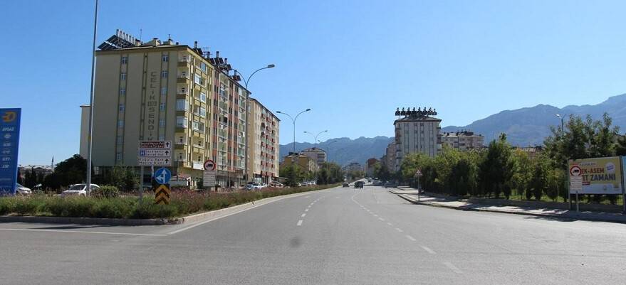 temizlik-isleri-ekiplerimiz-kesintisiz-calisiyor-4.jpg