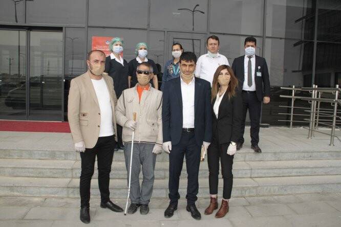 saglikcilarimiza-bir-destek-de-altinokta-korler-derneginden-1.jpeg