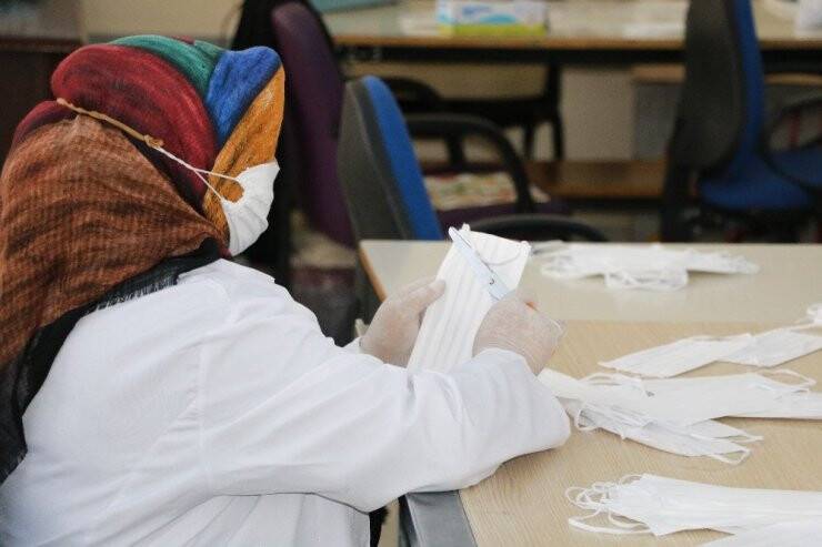 Kız Meslek Lisesinden Günlük 8 Bin Adet Maske