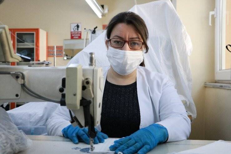 Kız Meslek Lisesinden Günlük 8 Bin Adet Maske