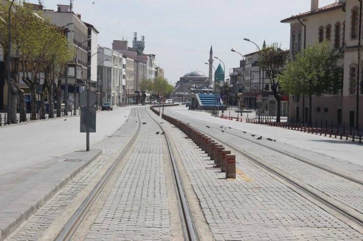 Konya’da sokaklar boş
