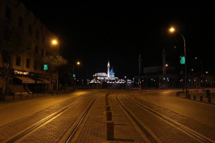 Konya’da Sokaklar Yeniden Sessizliğe Büründü