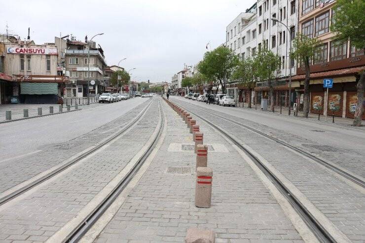 Konya’da Sokağa Çıkma Kısıtlamasında Sokaklar Sessiz