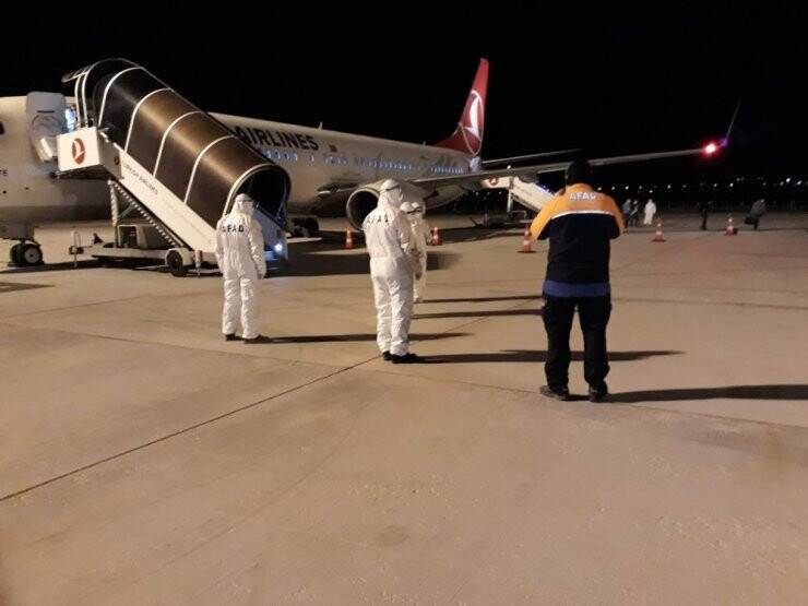 Cezayir’den Getirilen 144 Türk Vatandaşı Konya’da Yurda Yerleştirildi