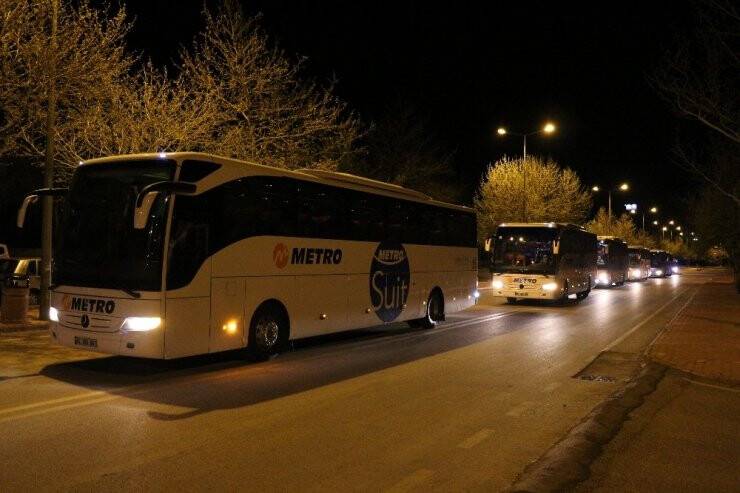 Cezayir’den Getirilen 144 Türk Vatandaşı Konya’da Yurda Yerleştirildi