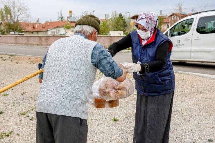 Başkan Kavuş: “Konya, Yardımlaşma Ve Dayanışmanın En Güzel Örneklerinin Sergilendiği Şehirdir”
