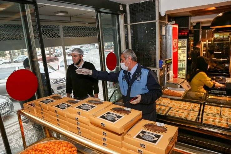Konya'da hijyen ve salgın kurallarına uymayanlara ceza kesildi