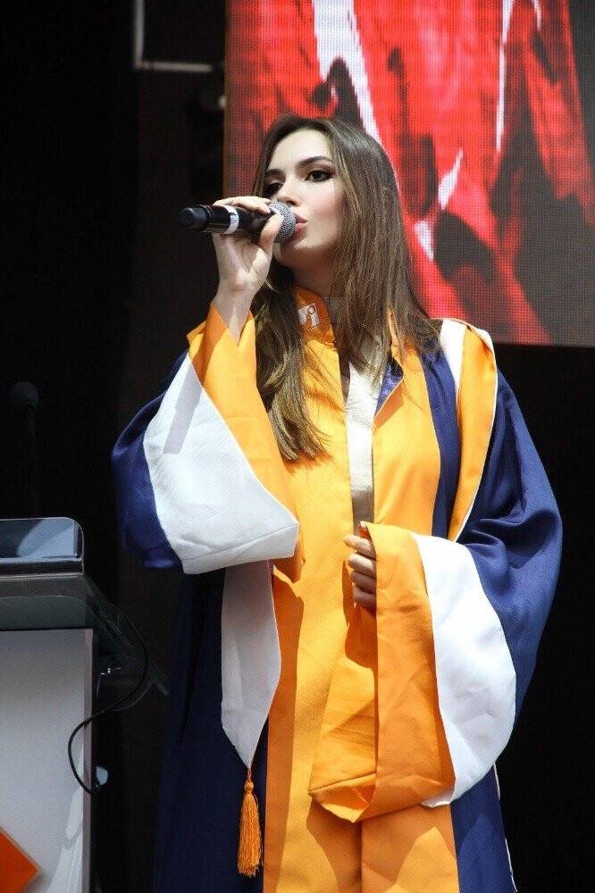 Korona Virüse Karşı ‘gelecek Bizim’ Şarkısı