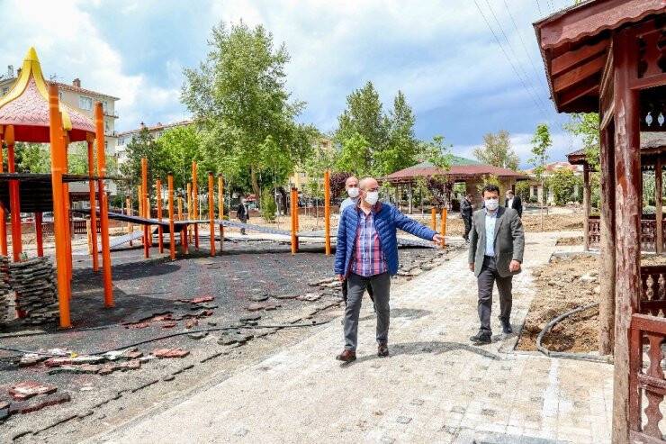 Konya Meram’da Parklar Güzel Günler İçin Hazırlanıyor
