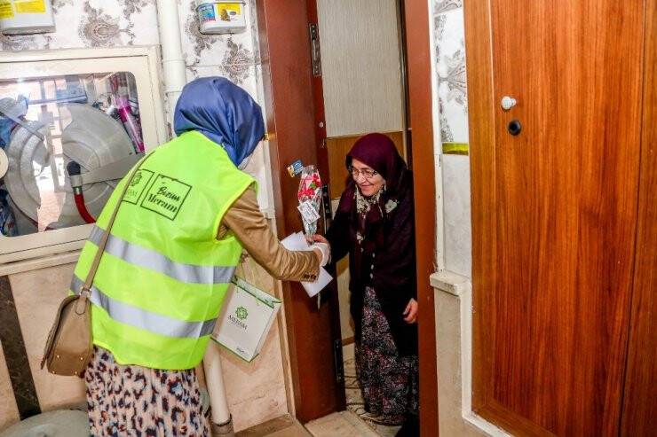 Konya Meram Belediyesi Şehit Annelerini Unutmadı