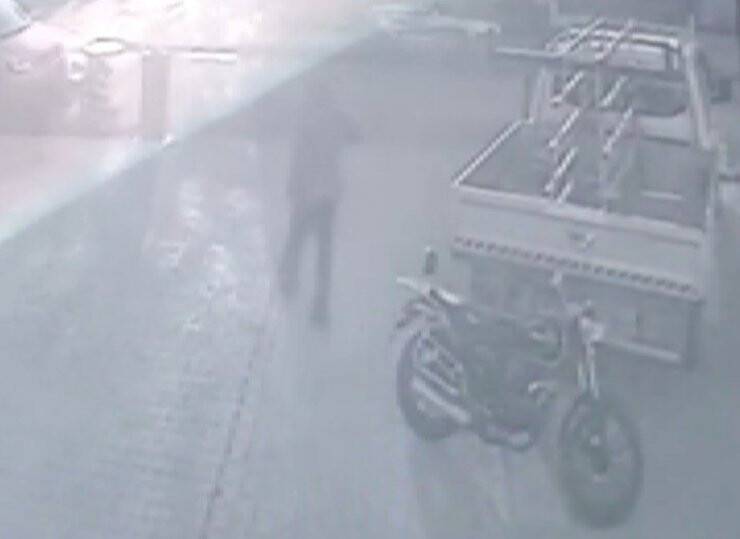 Çaldığı Motosikleti Çalıştıramayınca Geri Getirip Yerine Bıraktı