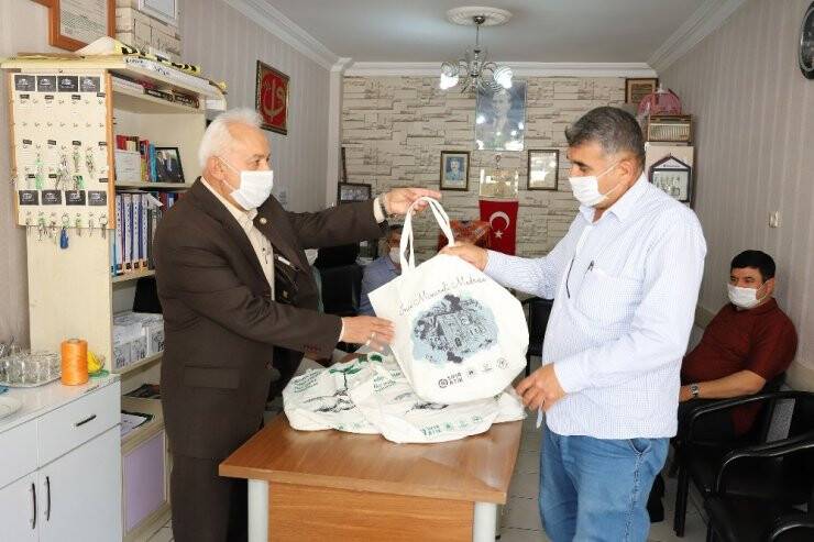 Konya Büyükşehir’den Bin 154 Muhtara Hijyen Seti Desteği