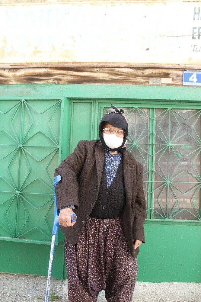 Konya'da 93 yaşındaki hayırsever kadın