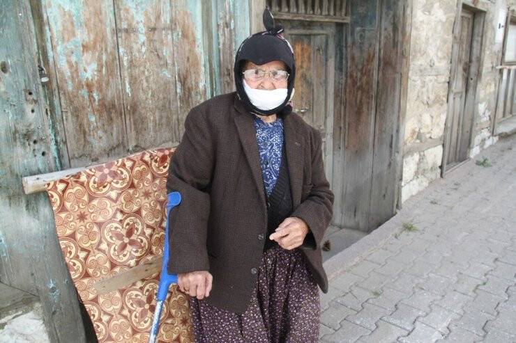 Konya'da 93 yaşındaki hayırsever kadın