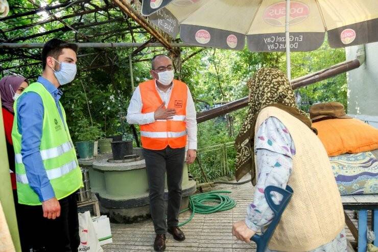 Yalnız yaşayanların iftarı Başkan Kavuş’tan