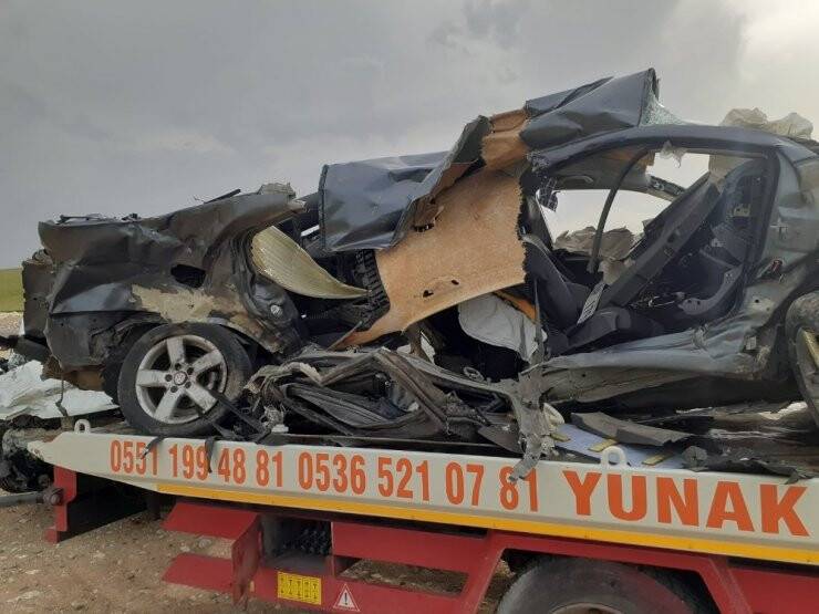 Konya’da İki Otomobil Çarpıştı: 2 Yaralı