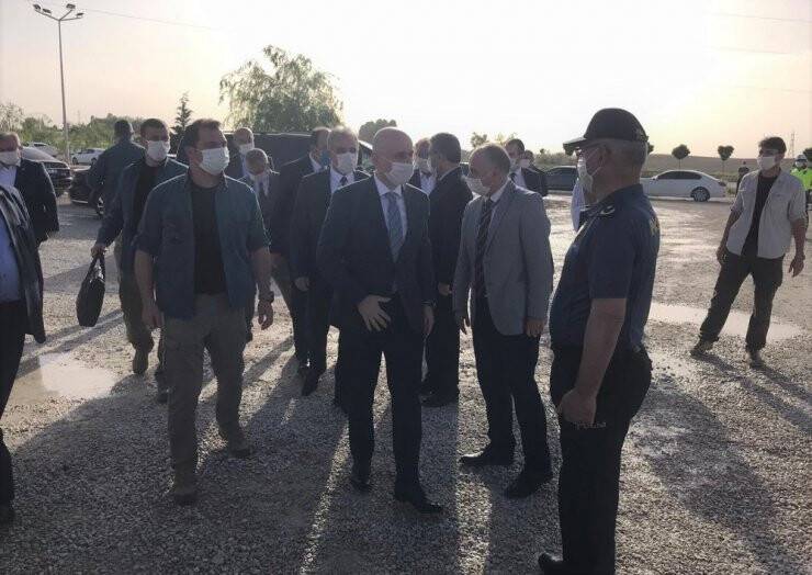 Ulaştırma Bakanı Karaismailoğlu Hızlı Tren Hattı Çalışmalarını İnceledi
