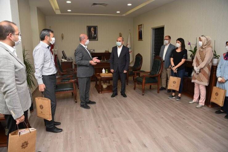 Selçuklu Belediyesinden Salgın Süresince Özveriyle Çalışan Kurumlara Teşekkür Paketi