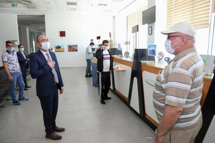 Başkan Kavuş, Belediye Personeliyle Bayramlaştı