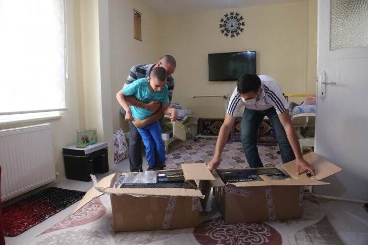 Başkan Oprukçu'dan ALS Hastalarına Destek