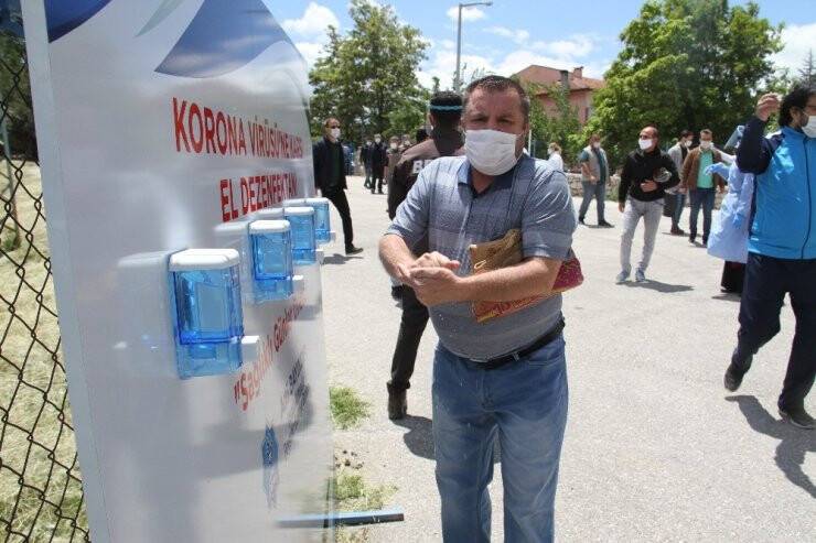 Beyşehir’de Cuma Namazı Coşkusu