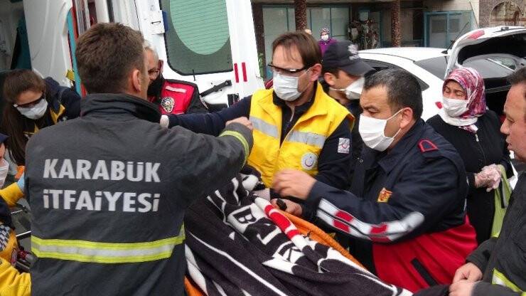 İntihara Kalkışan Kadını Ekipler Balkondan  Kurtardı