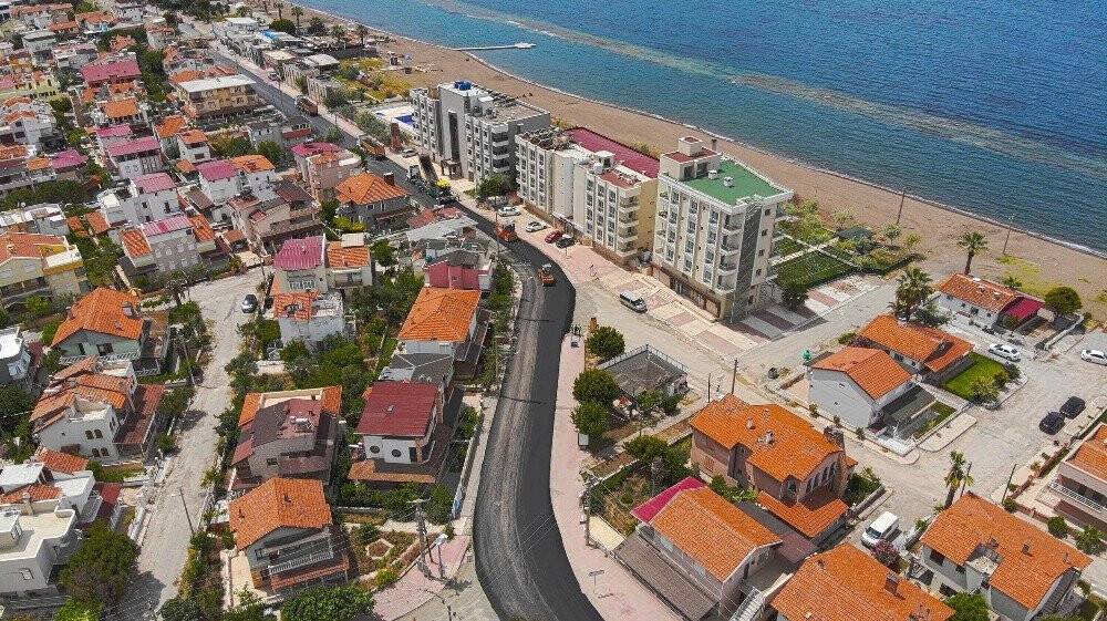 İzmir’de asfalt atağı sürüyor