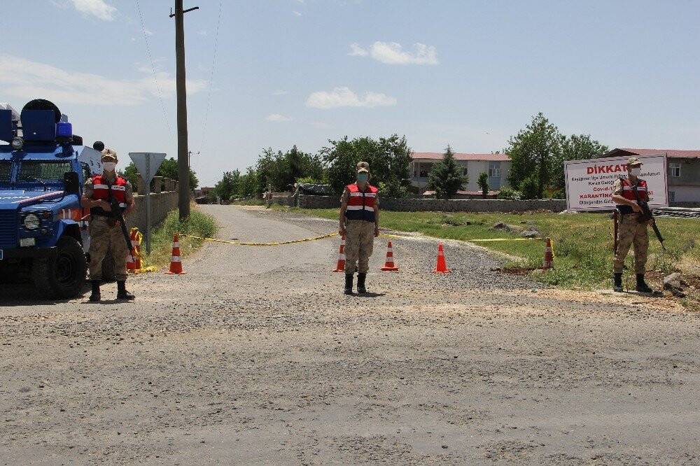 Karantinaya alınan mahallede vaka sayısı artıyor