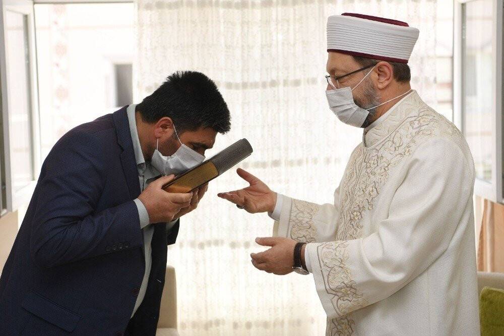Erbaş’tan Barış Çakan’ın ailesine taziye ziyareti