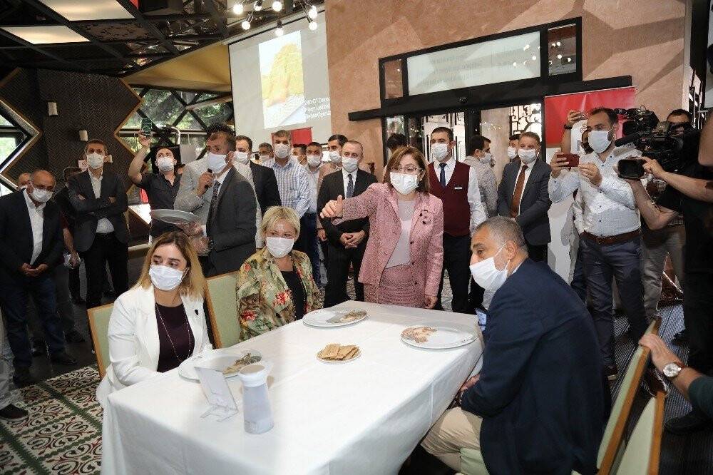 Restoranlara pandemi ayarı