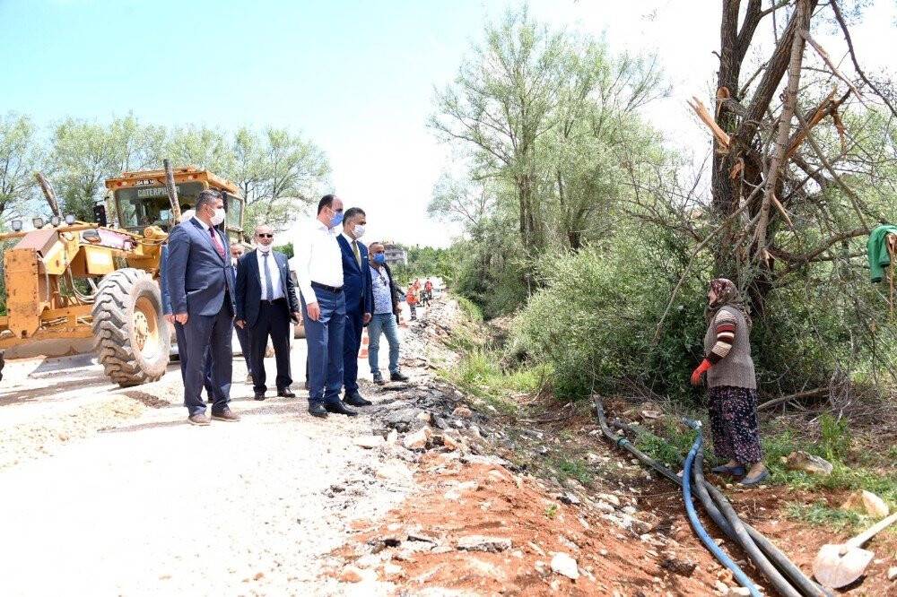 Başkan Altay: 'Konyamızın gelişmesi için el birliğiyle çalışıyoruz'