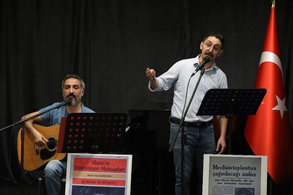 Nazım Hikmet’in unutulmaz dizeleri evlerde yankılandı